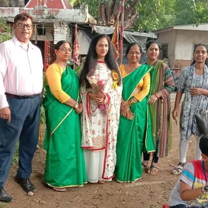 Shubhkarman volunteers visiting children and their caregivers